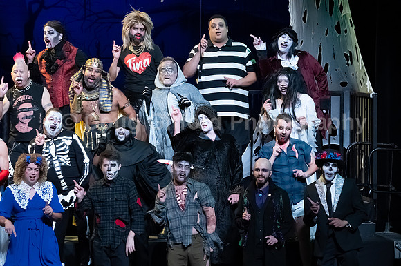 MenAlive - "Ghouls Just Wanna Have Fun!"