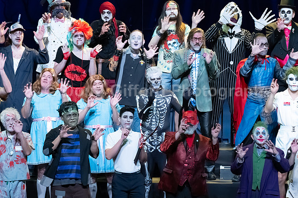 MenAlive - "Ghouls Just Wanna Have Fun!"