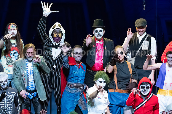 MenAlive - "Ghouls Just Wanna Have Fun!"