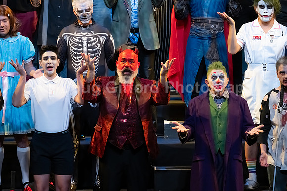 MenAlive - "Ghouls Just Wanna Have Fun!"