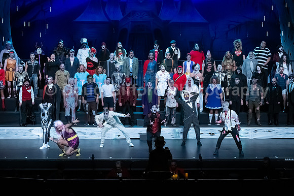 MenAlive - "Ghouls Just Wanna Have Fun!"