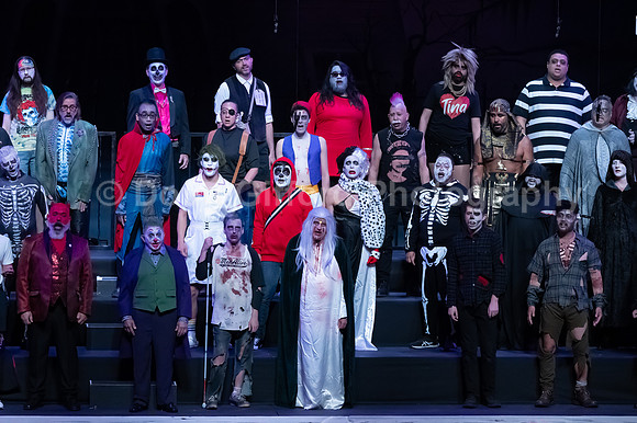 MenAlive - "Ghouls Just Wanna Have Fun!"