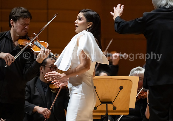 Pacific Symphony - Joshua Bell & Larisa Martínez: Voice & the Violin