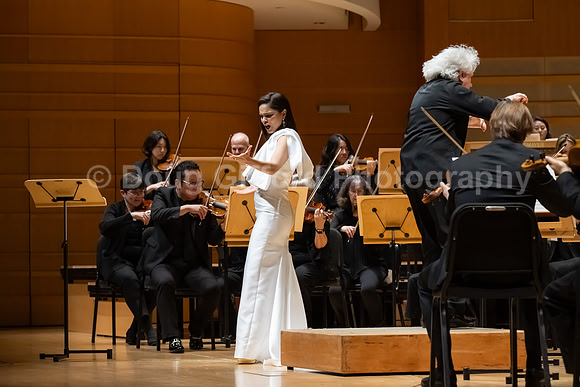 Pacific Symphony - Joshua Bell & Larisa Martínez: Voice & the Violin
