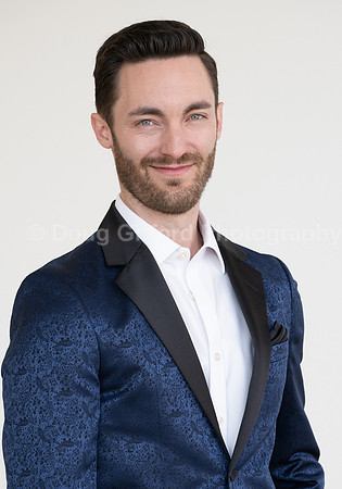 Portraits of the Pacific Symphony Artistic & Music Director Designate, Alexander Shelley and Pacific Symphony Principal Pops Conductor, Enrico Lopez-Yañez