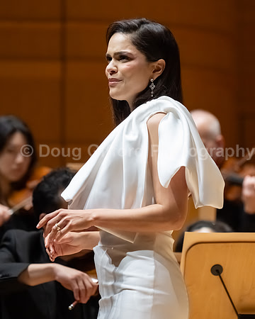 Pacific Symphony - Joshua Bell & Larisa Martínez: Voice & the Violin
