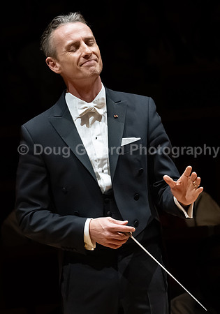 Pacific Symphony - New World Symphony