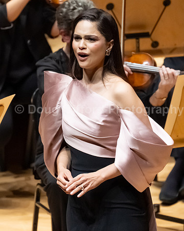 Pacific Symphony - Joshua Bell & Larisa Martínez: Voice & the Violin