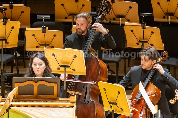 Pacific Symphony - Four Seasons & Strauss