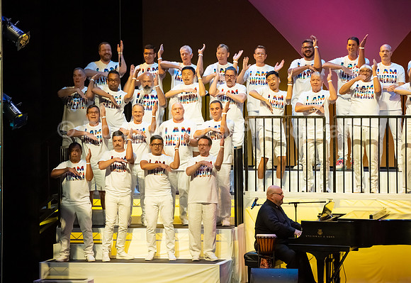 MenAlive - OC Gay Men's Chorus / "I am America"
