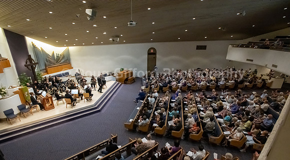 Pacific Symphony and the Pacific Chorale will present a “Concert for Healing”