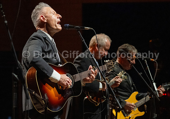 Pacific Symphony Pops Concert - "Lyle Lovett and his Acoustic Group"