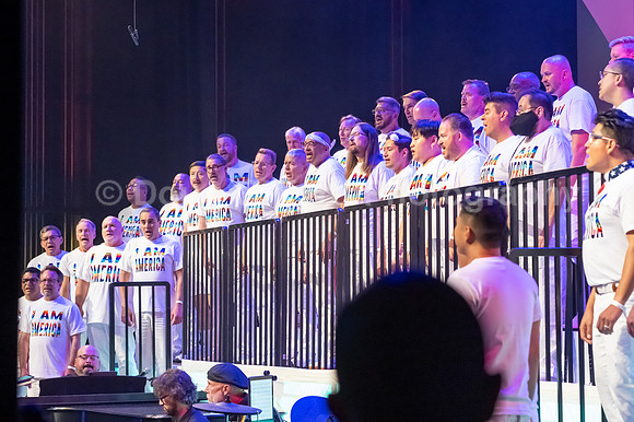 MenAlive - OC Gay Men's Chorus / "I am America"