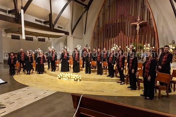 Pacific Chorale - Carols by Candlelight