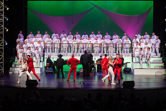 MenAlive - OC Gay Men's Chorus / "I am America"