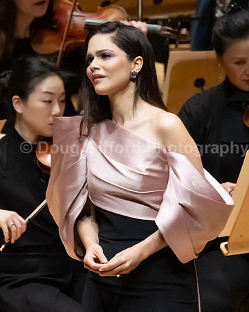 Pacific Symphony - Joshua Bell & Larisa Martínez: Voice & the Violin
