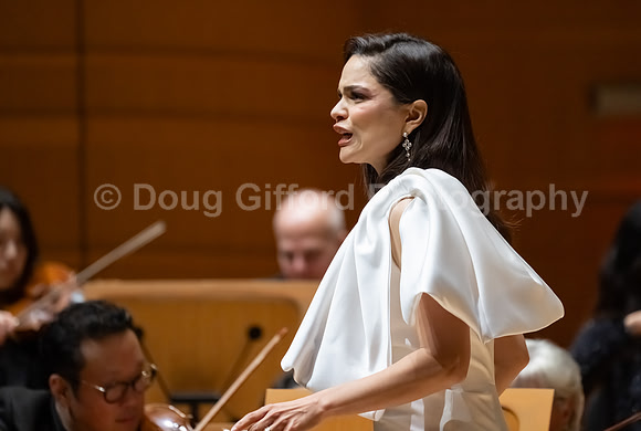 Pacific Symphony - Joshua Bell & Larisa Martínez: Voice & the Violin