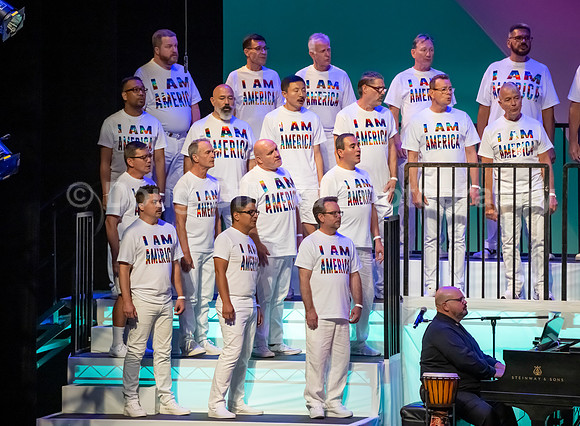 MenAlive - OC Gay Men's Chorus / "I am America"