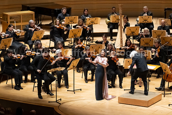 Pacific Symphony - Joshua Bell & Larisa Martínez: Voice & the Violin