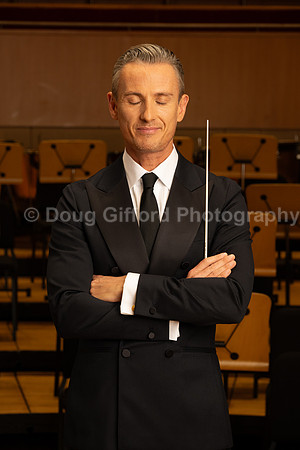 Media Portraits of Alexander Shelley, the Pacific Symphony's new Artistic and Music Director
