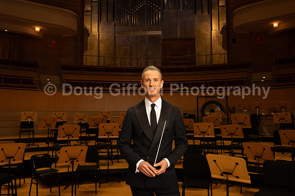 Media Portraits of Alexander Shelley, the Pacific Symphony's new Artistic and Music Director