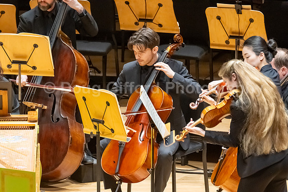 Pacific Symphony - Four Seasons & Strauss