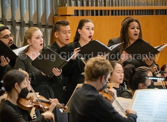 Pacific Symphony and the Pacific Chorale will present a “Concert for Healing”