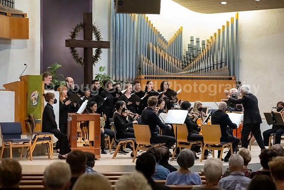 Pacific Symphony and the Pacific Chorale will present a “Concert for Healing”