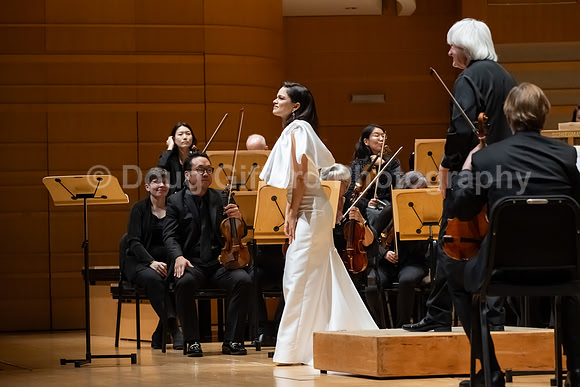 Pacific Symphony - Joshua Bell & Larisa Martínez: Voice & the Violin