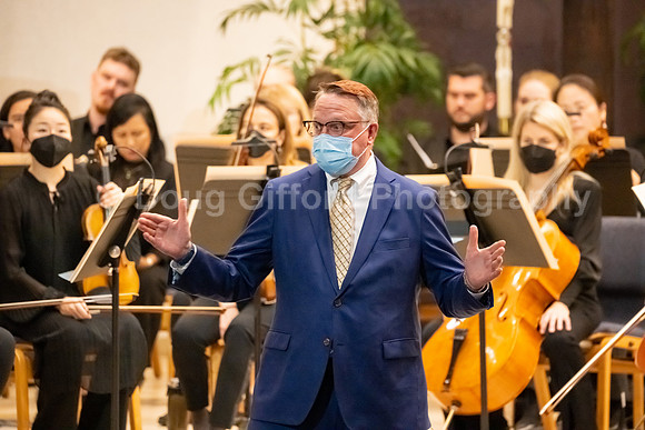 Pacific Symphony and the Pacific Chorale will present a “Concert for Healing”