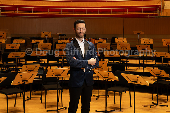 Portraits of the Pacific Symphony Artistic & Music Director Designate, Alexander Shelley and Pacific Symphony Principal Pops Conductor, Enrico Lopez-Yañez