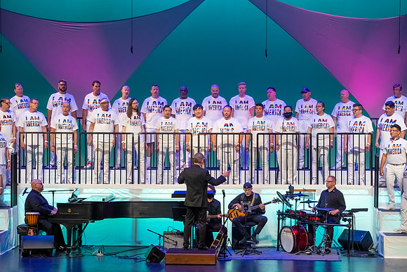 MenAlive - OC Gay Men's Chorus / "I am America"