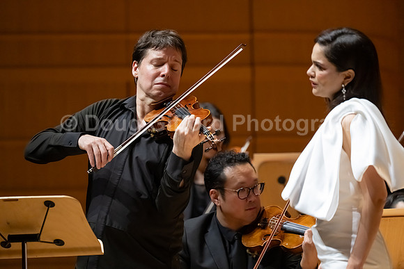 Pacific Symphony - Joshua Bell & Larisa Martínez: Voice & the Violin