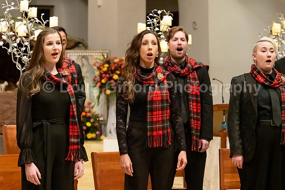 Pacific Chorale - Carols by Candlelight