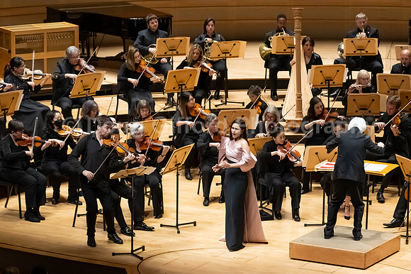 Pacific Symphony - Joshua Bell & Larisa Martínez: Voice & the Violin