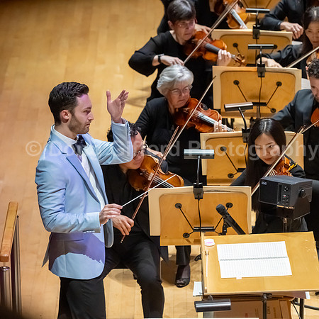 Pacific Symphony Pops Series - Cirque Goes Broadway with Troupe Vertigo