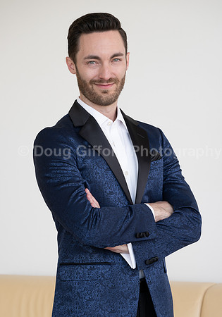 Portraits of the Pacific Symphony Artistic & Music Director Designate, Alexander Shelley and Pacific Symphony Principal Pops Conductor, Enrico Lopez-Yañez