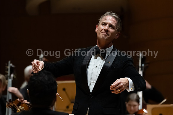Pacific Symphony - Shelly Conducts Beethoven's Fifth & The Emperor Concerto