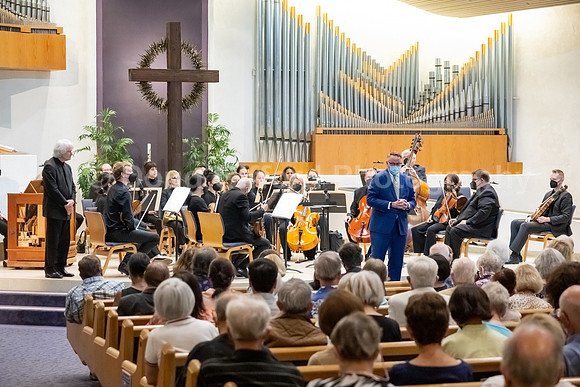 Pacific Symphony and the Pacific Chorale will present a “Concert for Healing”