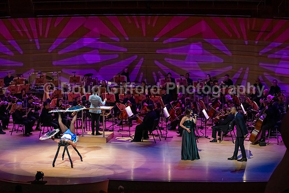 Pacific Symphony Pops Series - Cirque Goes Broadway with Troupe Vertigo