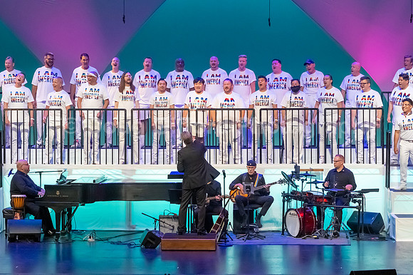 MenAlive - OC Gay Men's Chorus / "I am America"