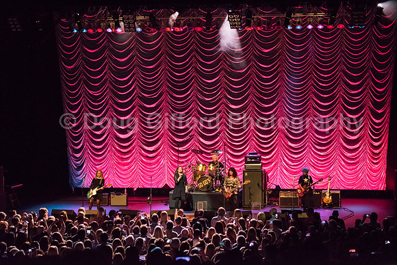 Go Go's - The Farewell Tour
