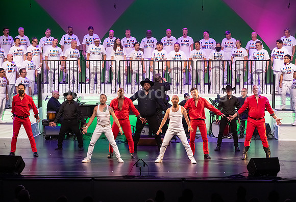 MenAlive - OC Gay Men's Chorus / "I am America"