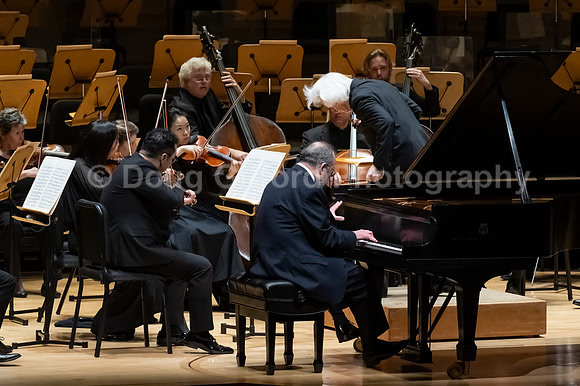 Pacific Symphony - Carmina Burana & Bach