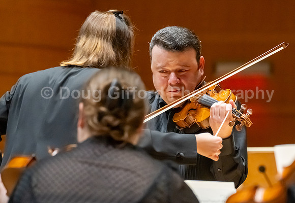 Pacific Symphony - Gluzman Plays Brahms