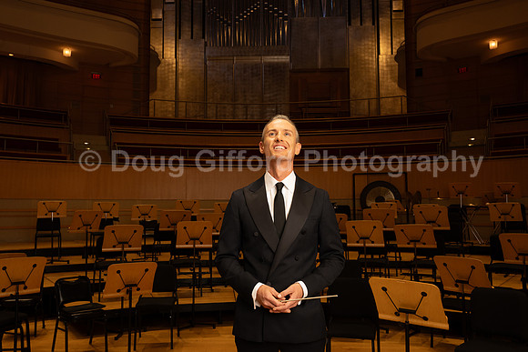 Media Portraits of Alexander Shelley, the Pacific Symphony's new Artistic and Music Director