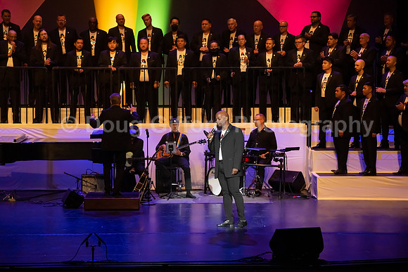MenAlive - OC Gay Men's Chorus / "I am America"