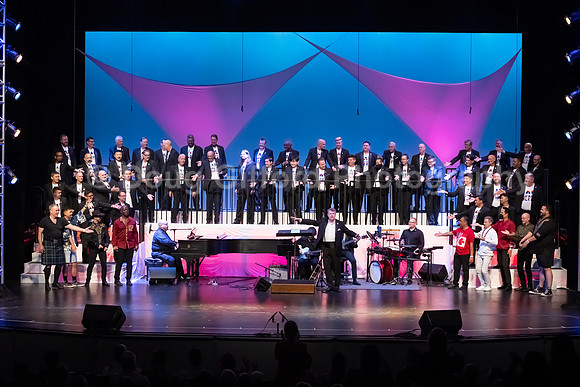 MenAlive - OC Gay Men's Chorus / "I am America"