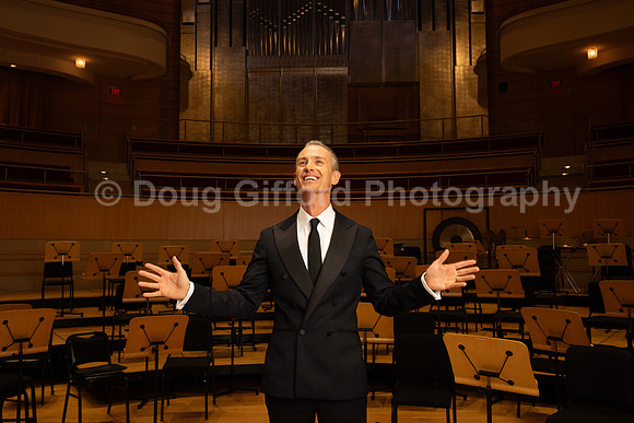 Media Portraits of Alexander Shelley, the Pacific Symphony's new Artistic and Music Director