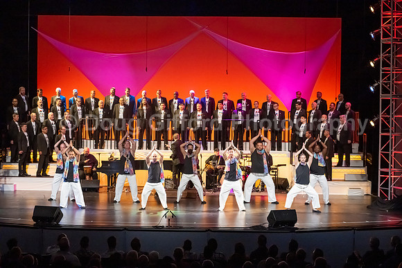 MenAlive - OC Gay Men's Chorus / "I am America"